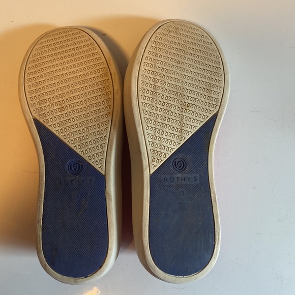 Rothy’s kids red sneaker - Picture 2 of 3